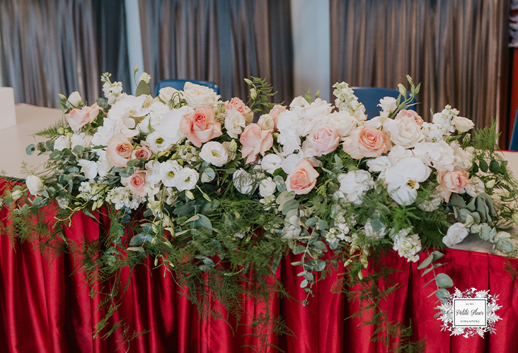 Table decor bridal bouquets